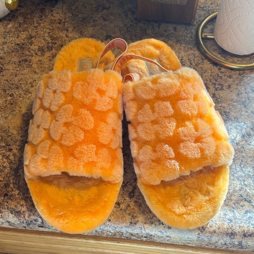 UGG Limited Edition Orange Fuzzy Slippers with Floral Pattern